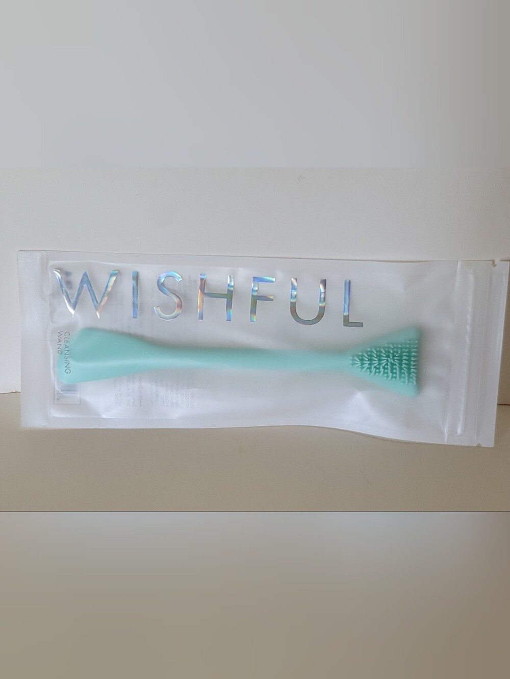 Huda Beauty Wishful Cleansing Wand - Sealed